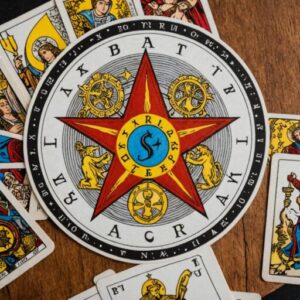 Combinação das cartas A Estrela e A Força em momentos de transição