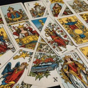 Combinação das cartas A Estrela e O Carro na vida financeira