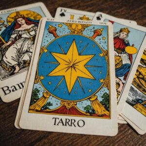 Combinação das cartas A Estrela e O Louco como conselho do dia