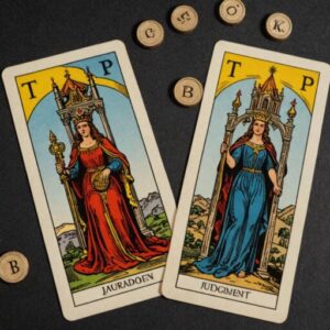 Combinação das cartas A Torre e O Julgamento na vida financeira